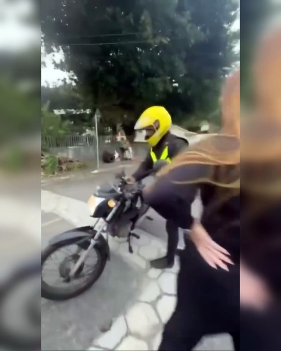 Golpista faz encomendas e acaba surpreendida com 'visitinha' de vítimas indignadas, em Florianópolis