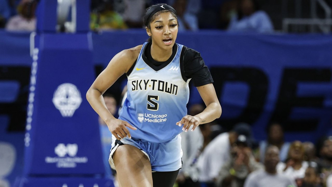 Thursday's WNBA Recap: Aces Dominate Sky, Sun S...