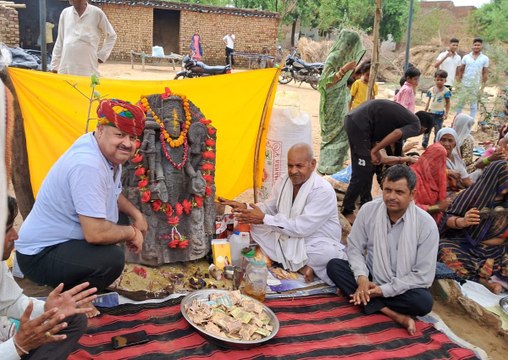 तसई में पहुंचा प्रशासन, भगवान विष्णु की मूर्ति निकलने के बारे में ली जानकारी....देखें यह वीडियो
