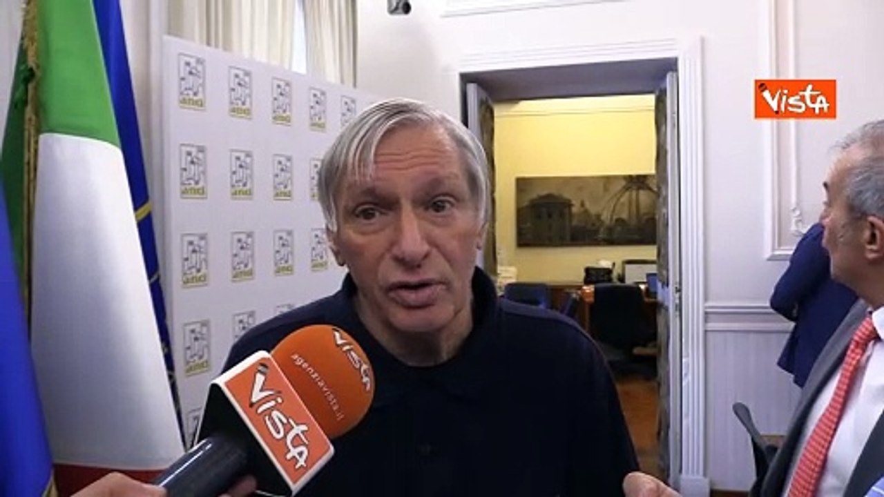 Don Ciotti: "Per combattere le mafie serve il contributo di tutti, dai cittadini alle istituzioni"