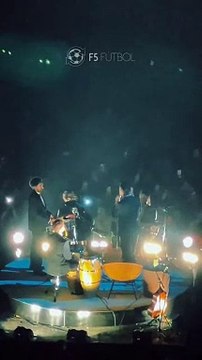 Rawayana canta a todo pulmón Llorarás en honor a la Vinotinto