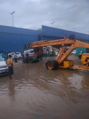 अहमदाबाद में बारिश के चलते गर्मी से राहत