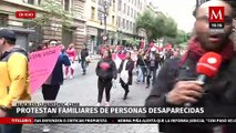 Manifestantes bloquean Av. 5 de mayo, exigen justicia por maestro desaparecido en Chimalhuacán