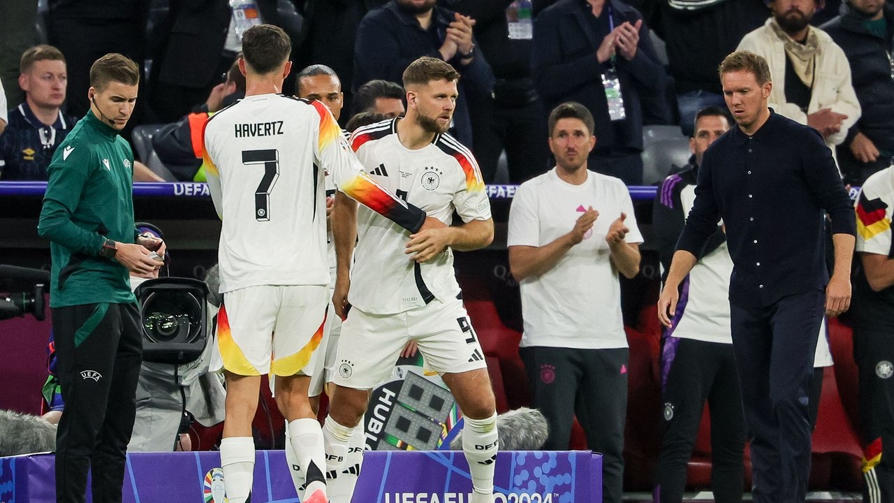 Nagelsmann zur Stürmer-Frage: 'Lese nichts, habe genug zu tun'