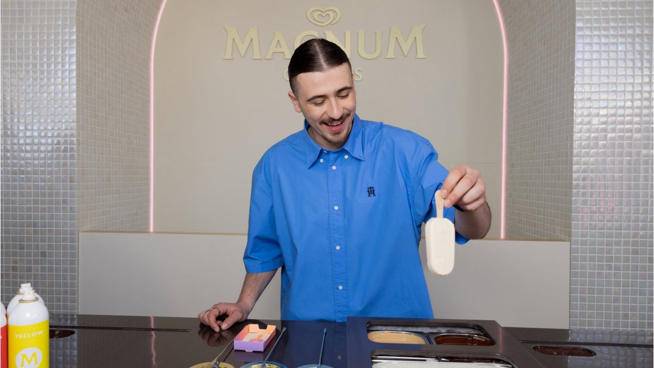 Voici - Star Academy : ce geste de Pierre Garnier et Héléna Bailly en plein concert qui divise les internautes