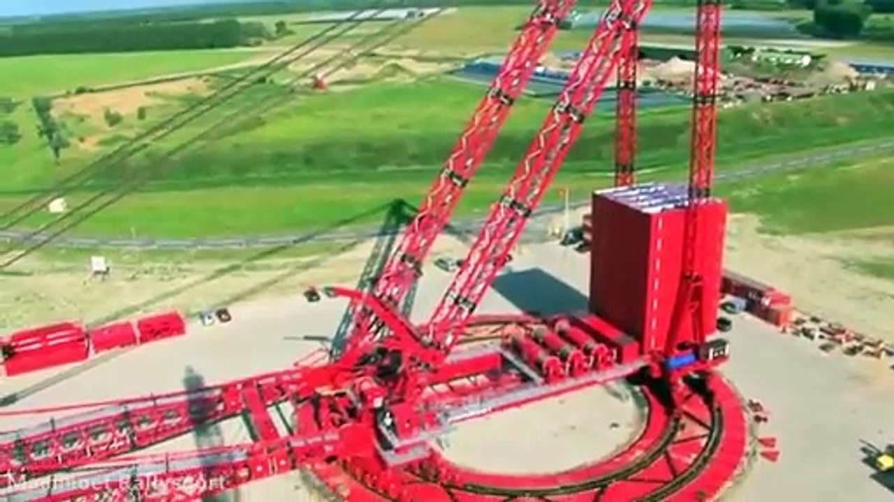15 BIGGEST Cranes and Lift Equipment(0)
