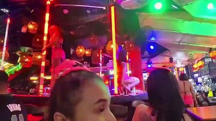 Nightlife - Crazy Drunk Dancer - Uncensored Bangla Road Phuket Thailand