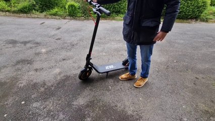 X8 Pro de chez GTXR, trottinette urbaine et connectée pleine de surprises