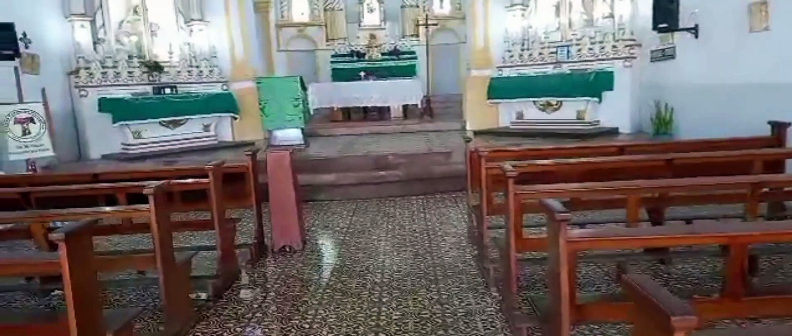 CONHEÇA A IGREJA DOS ROSÁRIOS DOS PRETOS DO LADO DE DENTRO E DE FORA E A PRAÇA NA CIDADE DE AREIA NO