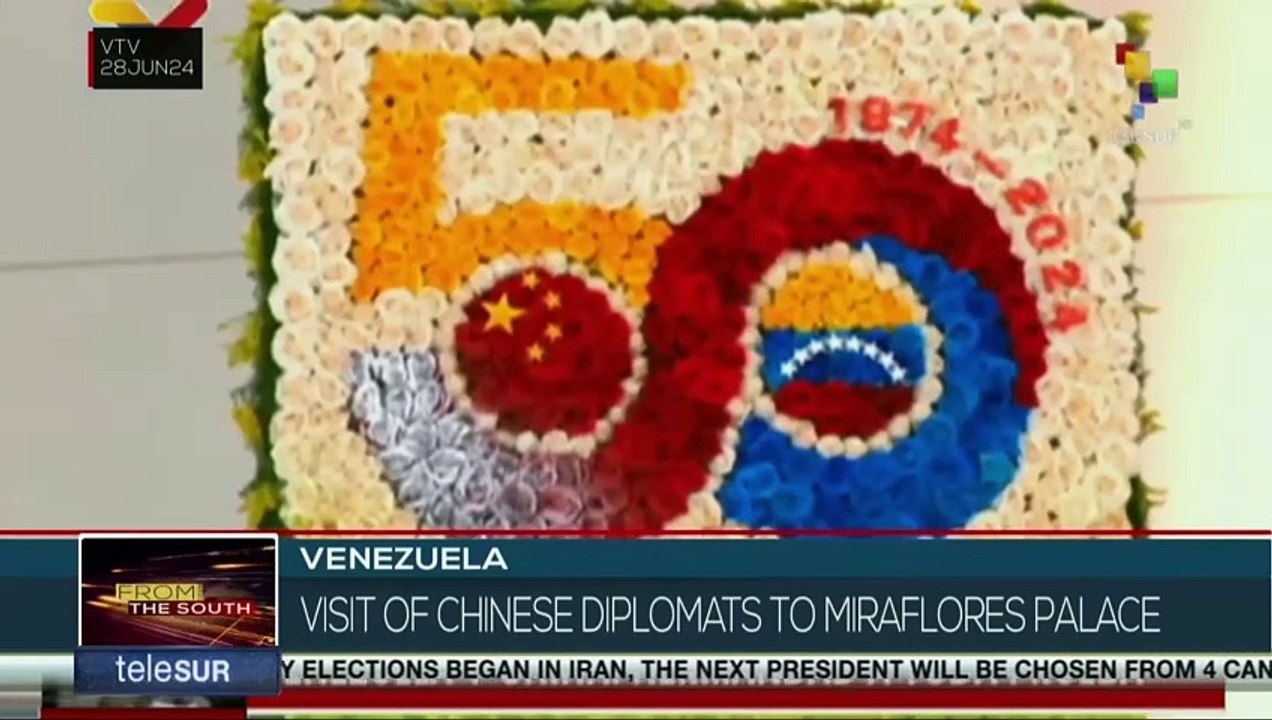 In Venezuela, Chinese diplomats visit Miraflores Palace