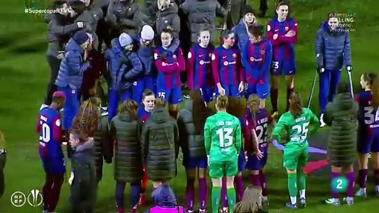 Entrega de la Supercopa femenina 2024 y celebración