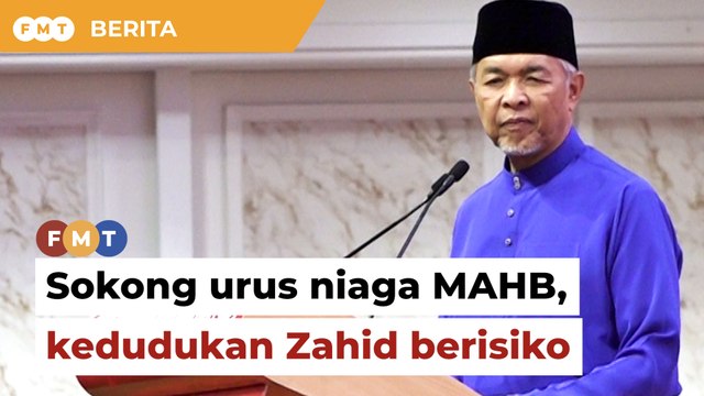 Pertahan urus niaga MAHB, Zahid berisiko disingkir Umno, kata penganalisis