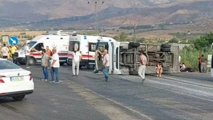 Mersin’de otobüslerin karıştığı zincirleme kaza: Ölü ve yaralılar var