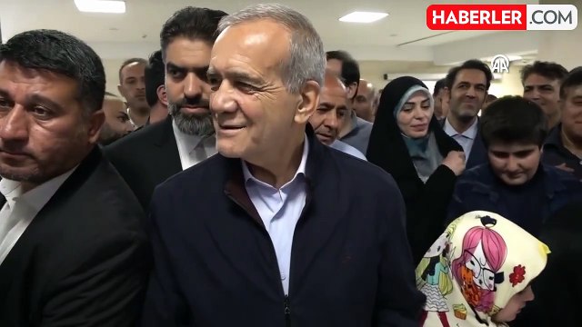 İran'da Cumhurbaşkanlığı yarışını önde götüren Türk aday! Söylemleri dikkat çekiyor