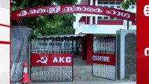 AKG സെന്റർ ആക്രമണവുമായി ബന്ധപ്പെട്ട കലാപാഹ്വാന പരാതി; ഇ.പി ജയരാജനും പി.കെ ശ്രീമതിക്കും തിരിച്ചടി