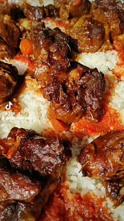 فته لحمه مصريه A distinctive Egyptian meat fattah