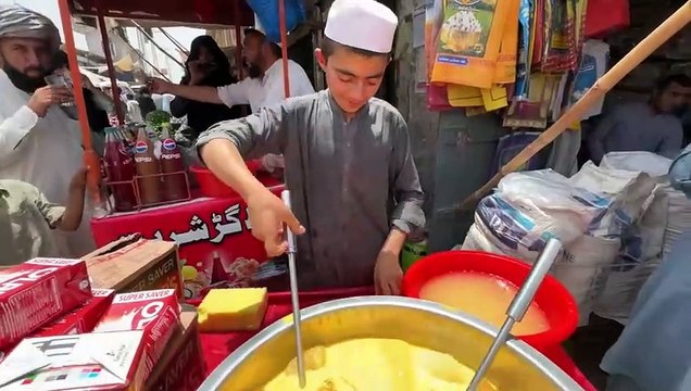 Hardworking 13 Year Boy Making Mango Juice _ Roadside Drink _ Ice Mango Milkshake _ Street Drink