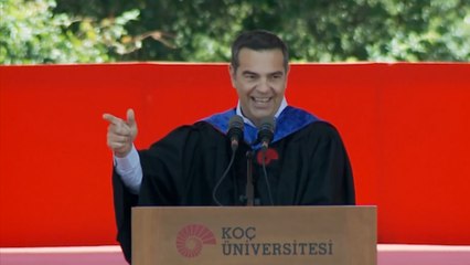 Çipras Koç Üniversitesi mezuniyet töreninde konuştu: “Boyun eğme”