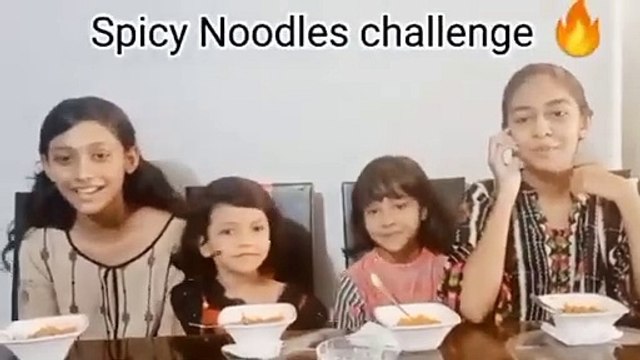 Anaya doll Ka kitchen Vs DZ queen spicy noodle challenge#challenge #noodles #funnyvideo