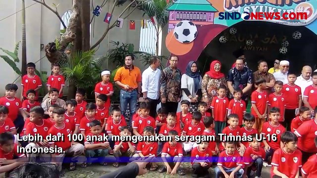 Unik! Peserta Sunatan Massal Gratis di Solo Kenakan Jersey Timnas Indonesia