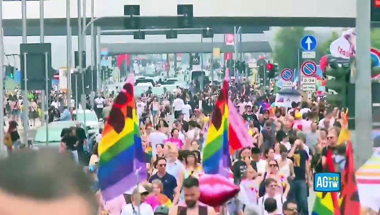 La festa del Milano Pride, con la segretaria PD Schlein che balla sulle note di Annalisa
