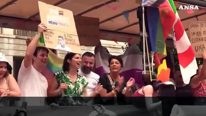 Milano Pride, Schlein: "Con Meloni, Italia peggiorata nei diritti Lgbtqia+"