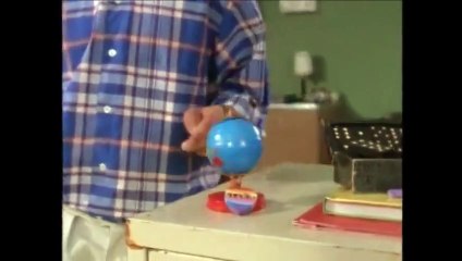 Le temes a la oscuridad - La historia de los huevos . Latino - HD 1080P