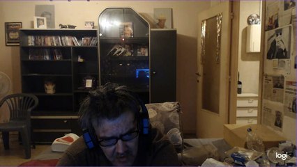 DIANA TRES JALOUSE  SUR SOPHIA LE PEN CAR ELLE VEUT  VOIR   JOHARNO LE CRADO   DEMANDE COURT D IMAGE  POUR LUI RESSEMBLER