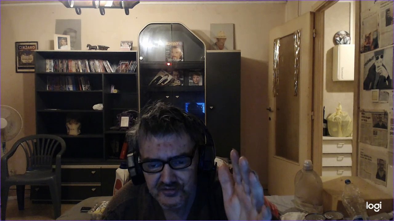 SOPHION LE PEN  PAS BESOIN DE REGARDER TOUTE TA VIDEO TU MENS DEJA  AU DEBUT MDR