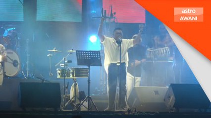 RWMF 2024: Hujan lebat, peminat Zainal Abidin setia menunggu