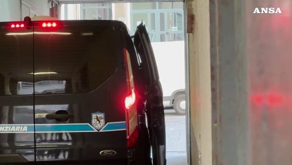Omicidio Tramontano, l'uscita di Impagnatiello dal Tribunale