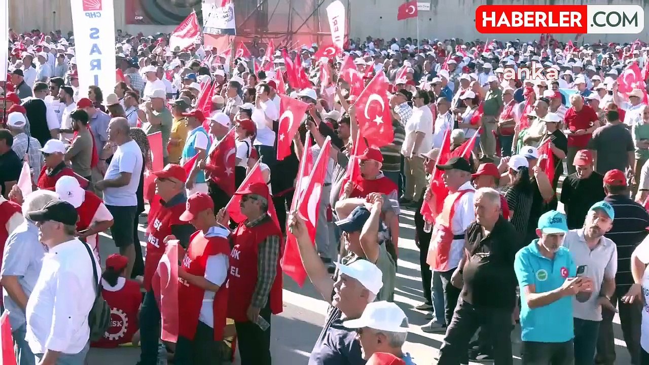 Emeklilerin Geçim Sıkıntısı: 'Kendi Ülkemizde Dilenciden Ne Farkımız Var?'