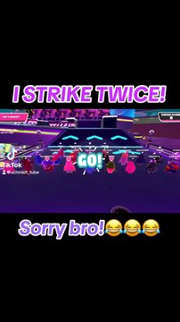 #fallguys #sqauds #slimescrapper #ps5 #foryou #fy #shorts #twitch #clip #schmidttube #sorry #strikeagain #striketwice #funny #rage #slime #friendlyfire #terribleteammate #unexpected