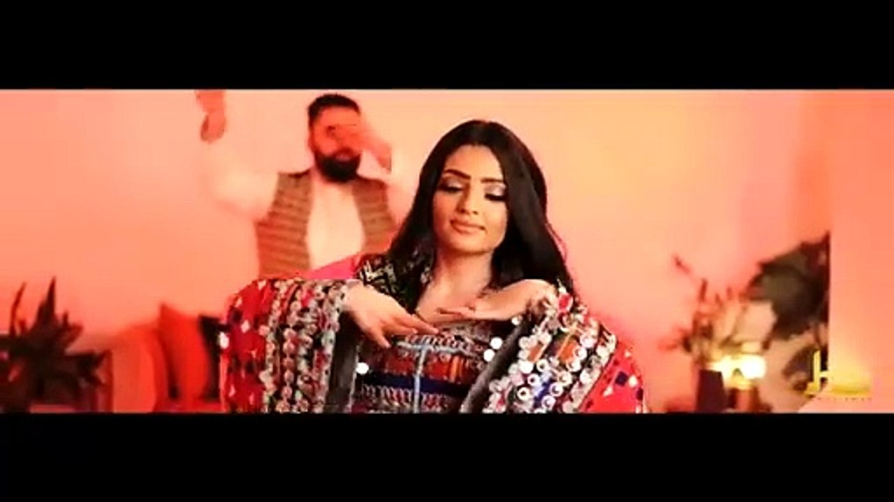 Alia_Ansari___Zamir_Zaryab_-_Janomeh(360p)
