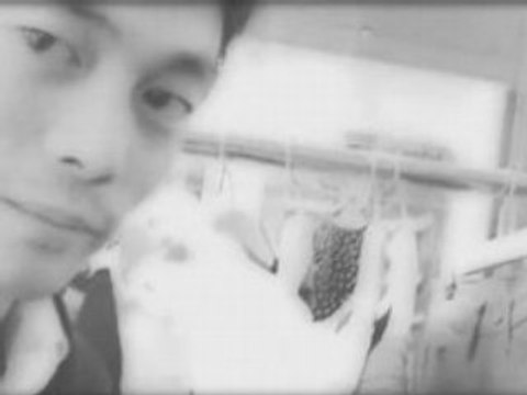 KiTSuNe 52 rUE de RiCHELiEU 75001 PARiS FRanCE