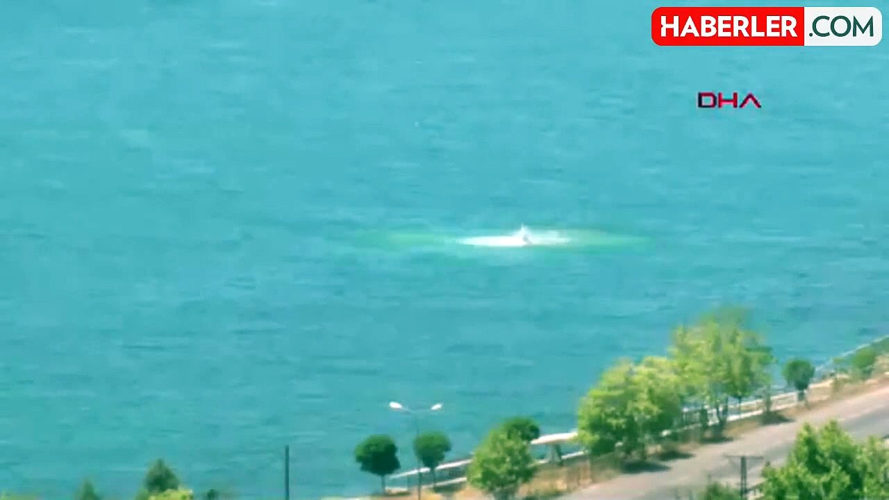 Zonguldak'ın Karadeniz Ereğli ilçesinde denizde bulunan mayın imha edildi