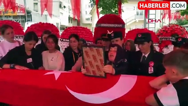 Kocaeli'de trafik kazası sonucu şehit olan polis memuru Ordu'da defnedildi