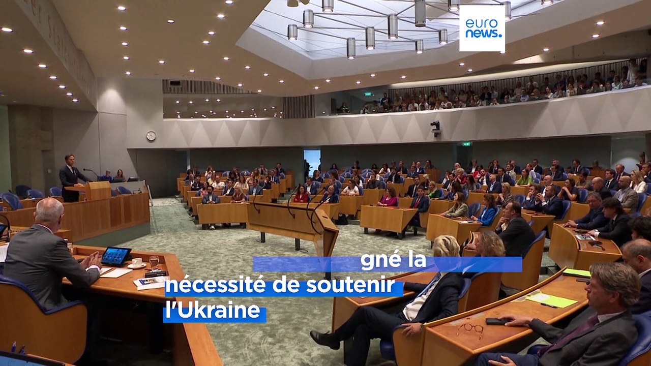 Pays-Bas : le Premier ministre Mark Rutte prononce son discours de départ