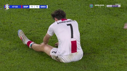 Euro 2024 : Khvicha Kvaratskhelia proche de marquer du milieu de terrain !