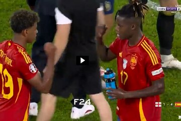 El 'piedra, papel, tijera' de Nico Williams y Lamine Yamal... ¡por una botella!