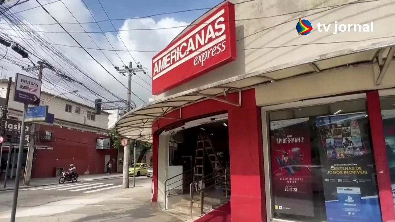 AMERICANAS: Ex-diretora se apresenta à PF e volta ao BRASIL; ex-CEO é solto