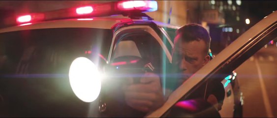 Mientras la ciudad duerme | movie | 2019 | Official Trailer