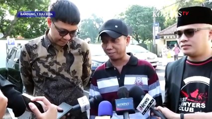Ayah Pegi Setiawan Tiba di Pengadilan Negeri Bandung Untuk Hadiri Sidang Praperadilan