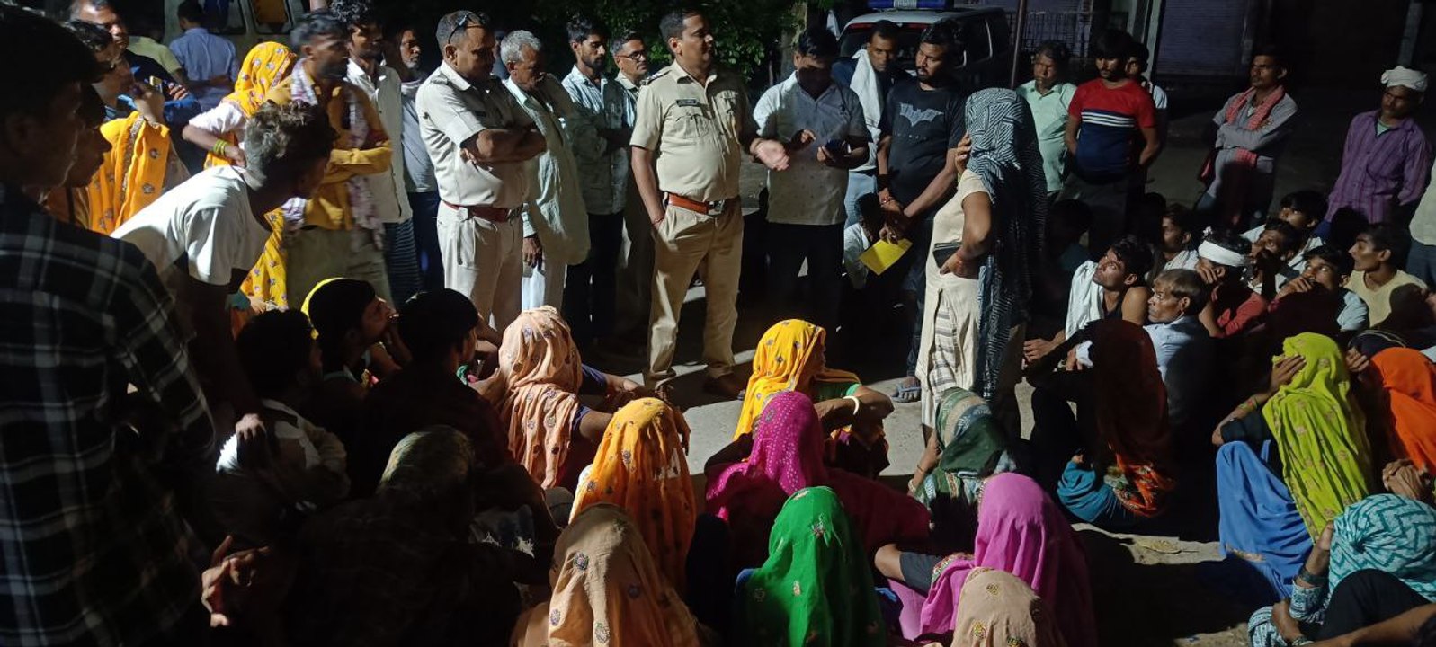 VIDEO: अवैध शराब की दुकान बंद कराने गई महिलाओं से शराब बेचने वालों ने की मारपीट