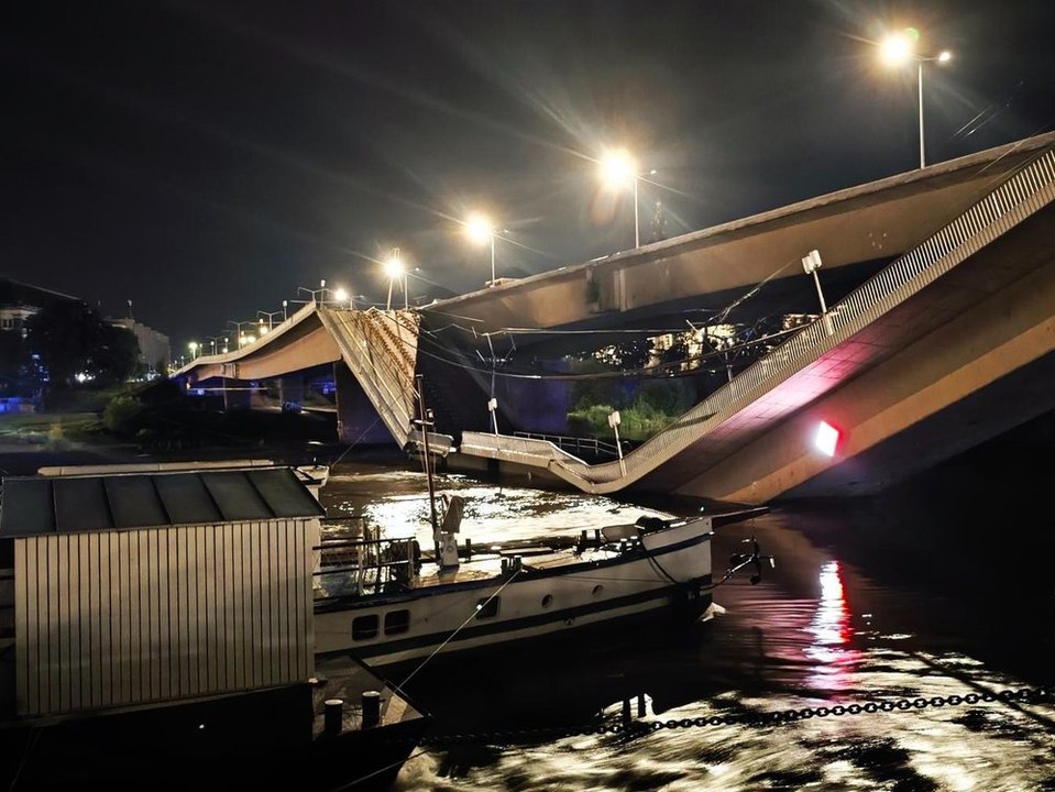 Brücken-Drama in Dresden: Carolabrücke teilweise eingestürzt