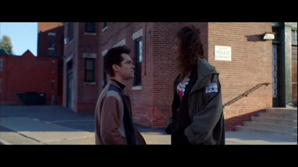 Cleo and Dean Helena Howard and Ellar Coltrane kissing scene Shoplifters of the World