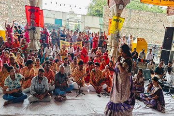 Radha Ashtami 2024 : गोविंददेवजी मंदिर में हुआ राधारानी का जन्माभिषेेक, भक्तों को लुटाई बधाइयां