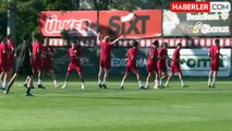 Galatasaray'da neler oluyor? Primler ödenmedi, yıldız ismin hesaplarına bloke konuldu