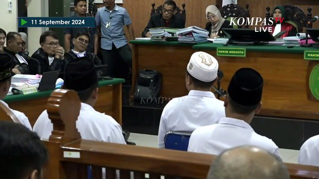 Hadi Saputra Peragakan Penangkapan Dirinya dan Terpidana Kasus Vina Cirebon oleh Polisi di Sidang PK