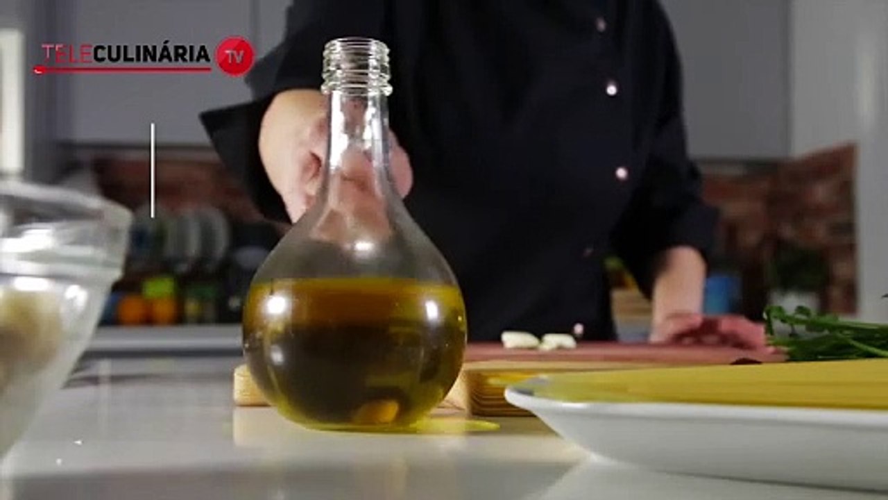 Esparguete com amêijoas (simples e fresca) - TeleCulinária